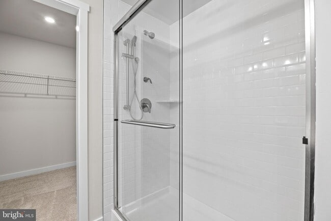 Building Photo - 21 Lyriq Ct