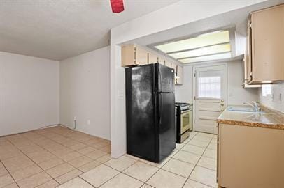 Building Photo - 2 bedroom Duplex in Northeast El Paso