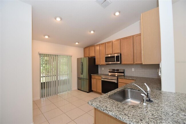 Building Photo - 31 Zoeller Ct