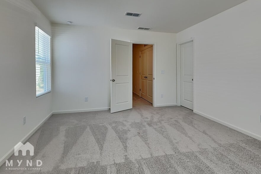 Building Photo - 3036 Fulong Dr