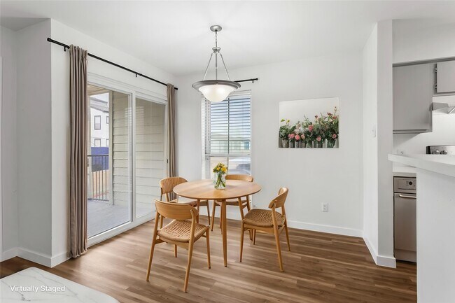 Building Photo - 18800 Egret Bay Blvd