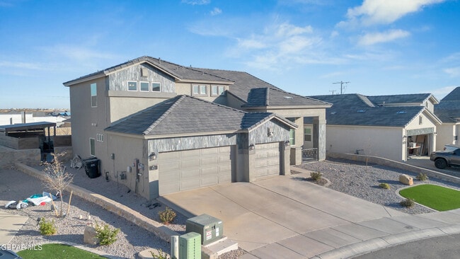 Building Photo - 912 Crystal Deer Dr
