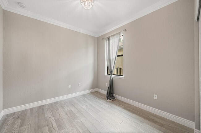 Building Photo - 8359 Hanoverian Dr