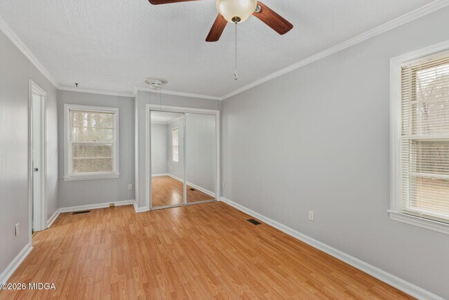 Building Photo - 1496 Wesleyan Dr