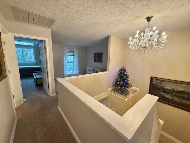 Building Photo - 1632 Shady Cove Ln