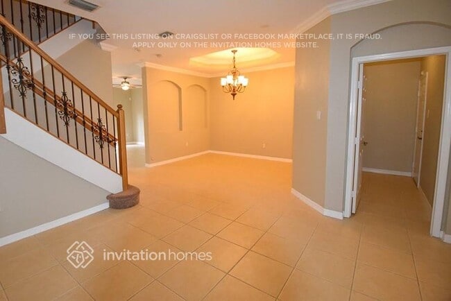 Building Photo - 4957 SW 136th Ave