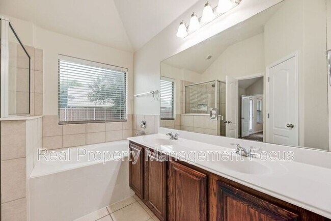 Building Photo - 5037 Diamond Peak Ct