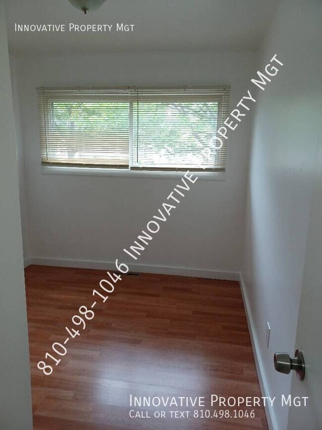 Building Photo - 5476 Westchester Dr