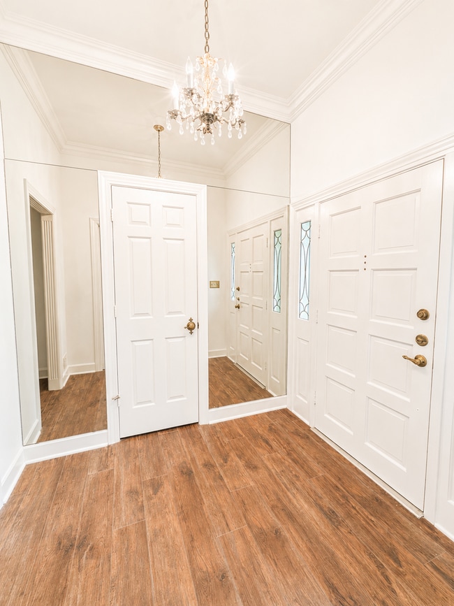 Building Photo - 9205 Whitegate Ct