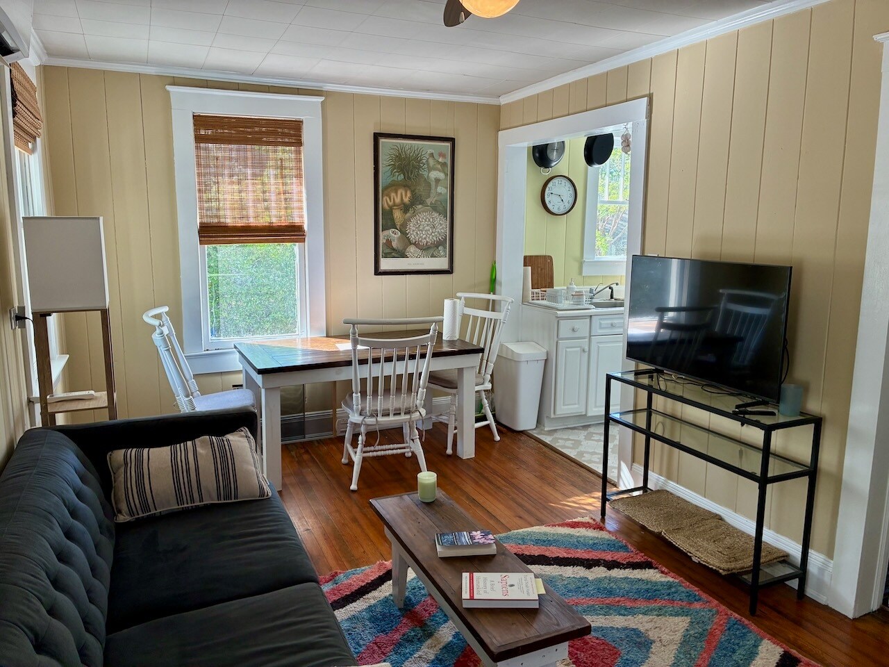 Living room_view1 - 3920 Wrightsville Ave