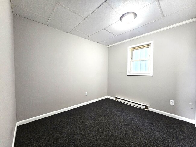Building Photo - 11675 Beechwood St
