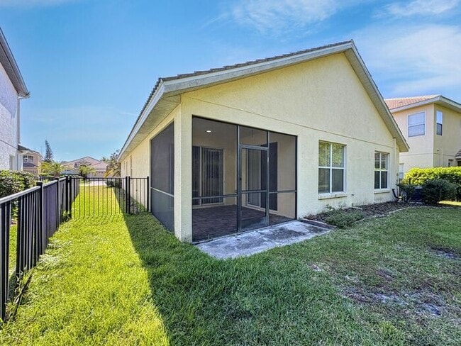 Building Photo - 10864 Cory Lake Dr