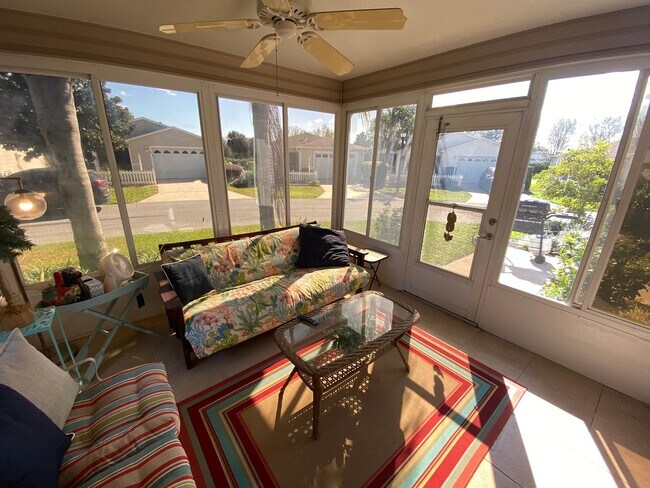 Building Photo - Location, Location, Location - ANNUAL LEASE in the Village of Belvedere