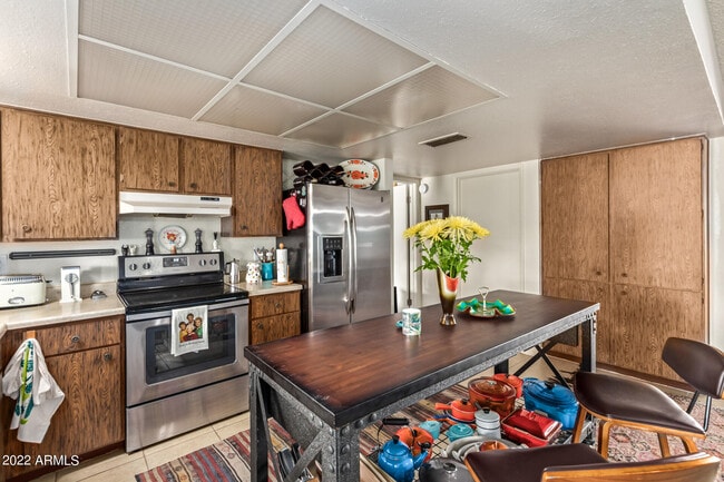 Building Photo - 12728 N 40th Pl