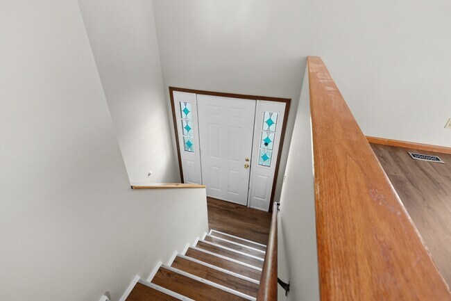 Building Photo - 708 Tobermory Ct