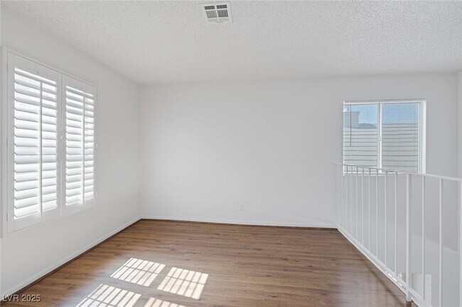 Building Photo - 1701 Duarte Dr