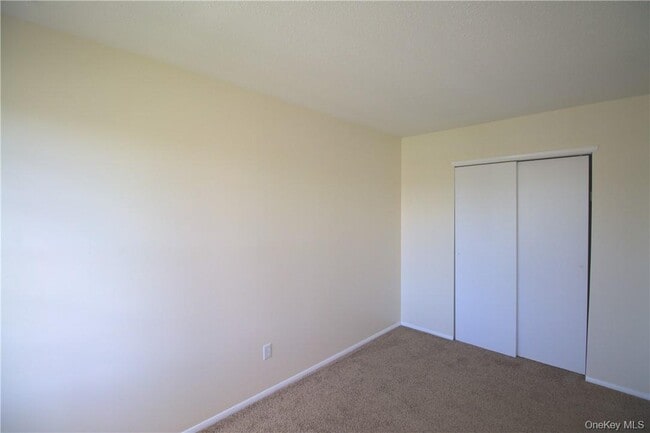 Building Photo - 2507 Whispering Hls