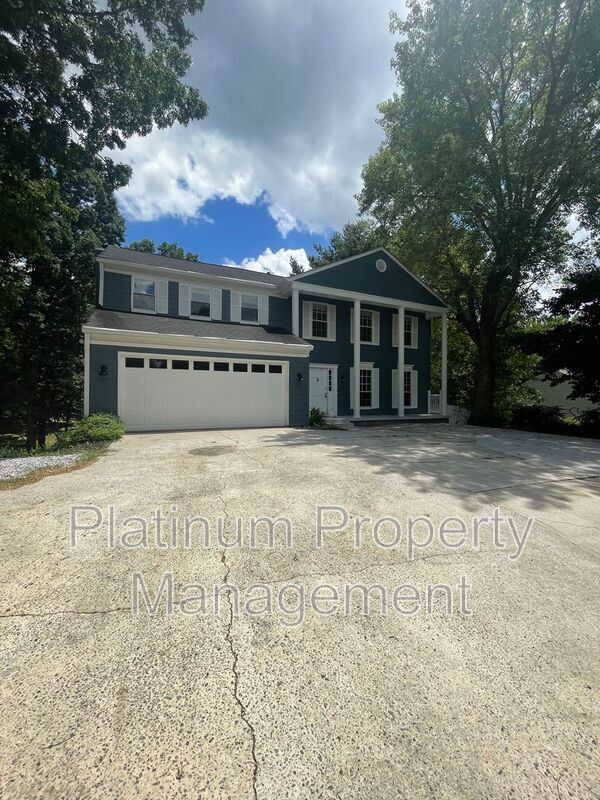 Building Photo - 3757 Peachtree Corners Cir