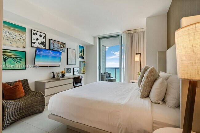 Building Photo - 4111 S Ocean Dr