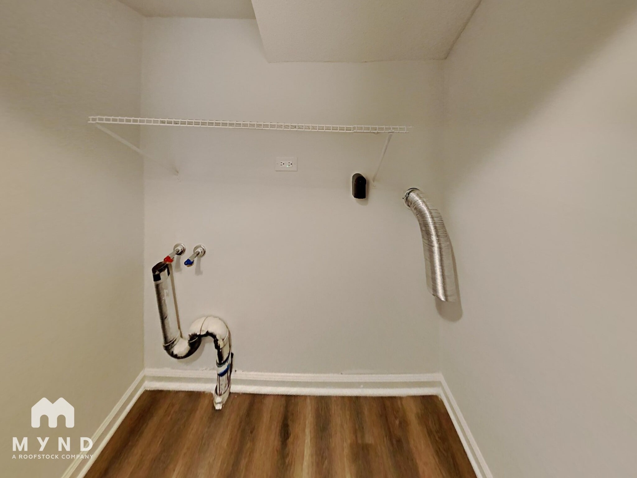 Building Photo - 211 Buckskin Dr