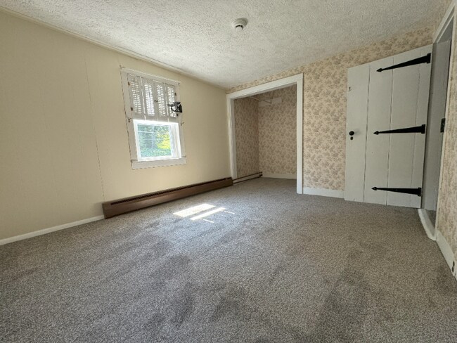 Building Photo - 4001 Lessig Ln