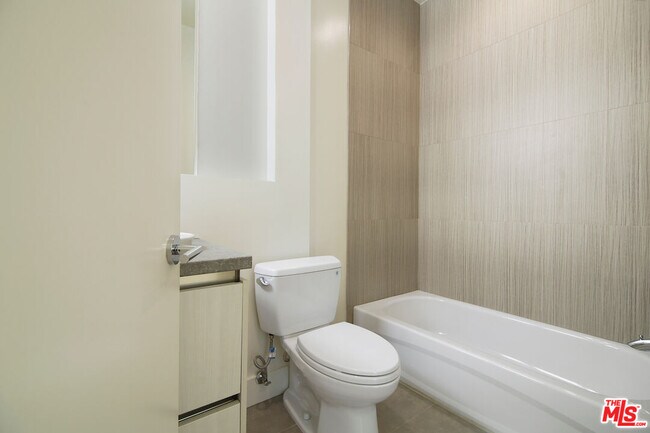 Building Photo - 2496 S Centinela Ave