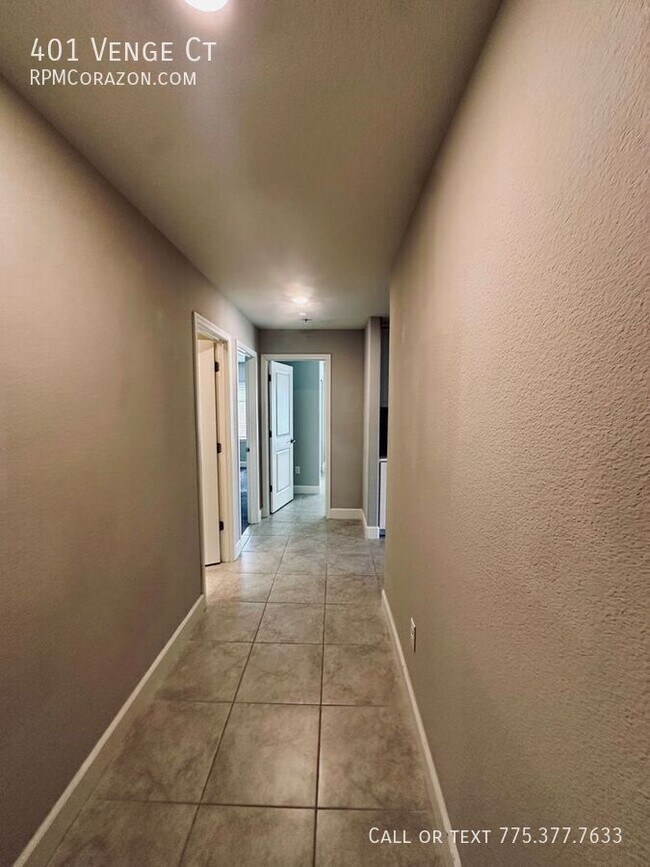 Building Photo - 401 Venge Ct