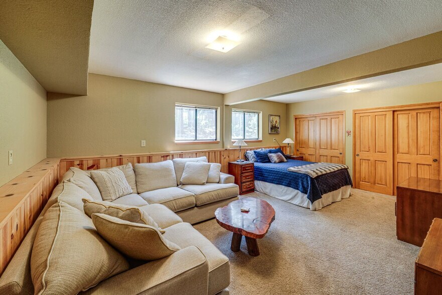 Building Photo - 15568 Alder Creek Rd