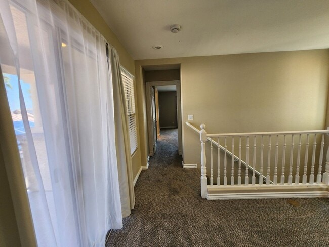 Building Photo - Beautiful Home in Summerlin
