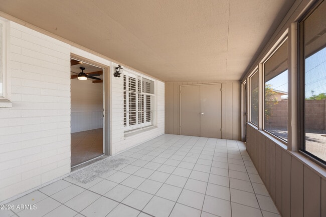 Building Photo - 8520 E Roma Ave