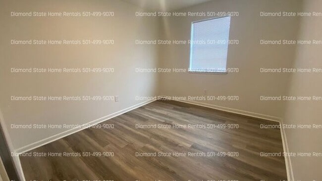 Building Photo - 9601 Labette Dr