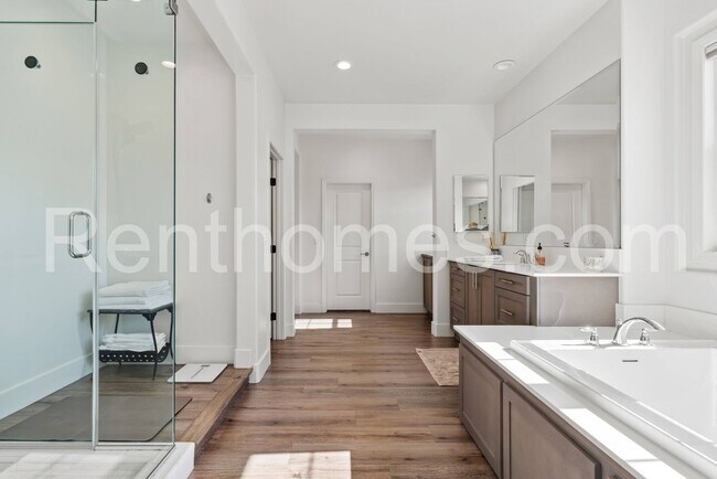 Building Photo - 21743 Deer Grass Dr