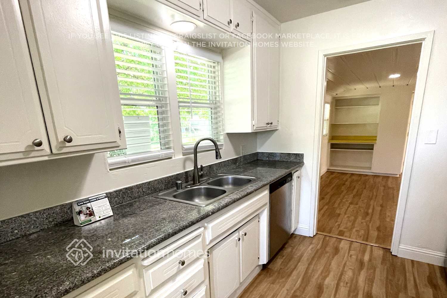 Building Photo - 3096 Yellowstone Ln