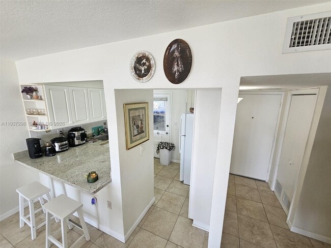 Building Photo - 3000 Marcos Dr