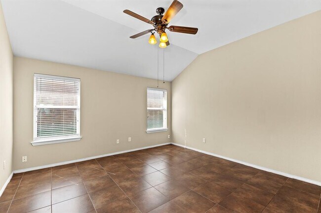 Building Photo - 208 Pecanwood S