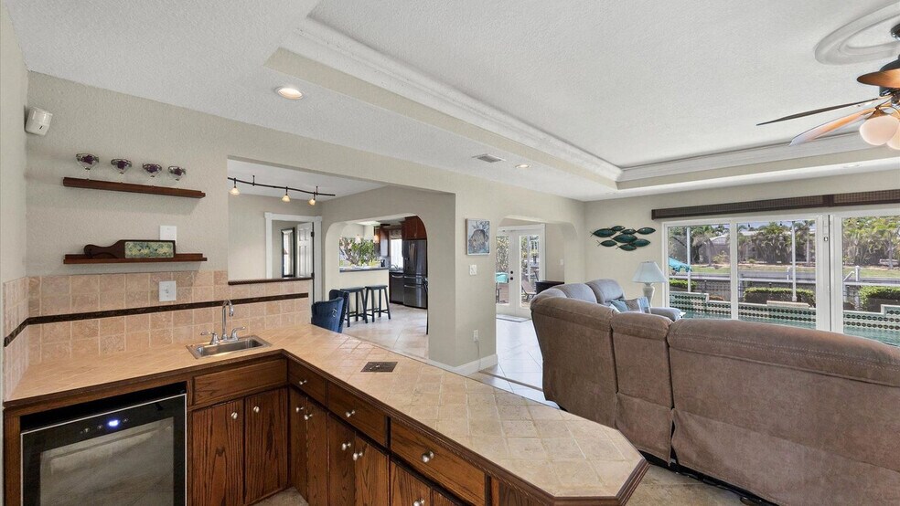 Building Photo - 945 Santa Brigida Ct