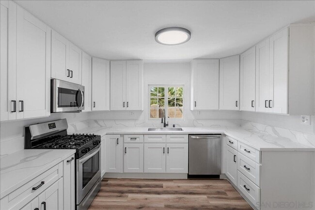 Building Photo - South 2nd- 4 Bed 2 Bath Remodeled Home in El Cajon!