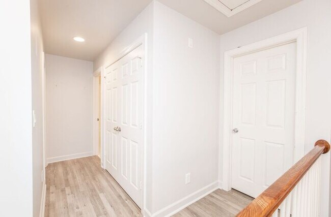 Building Photo - 2069 Cobblestone Cir NE