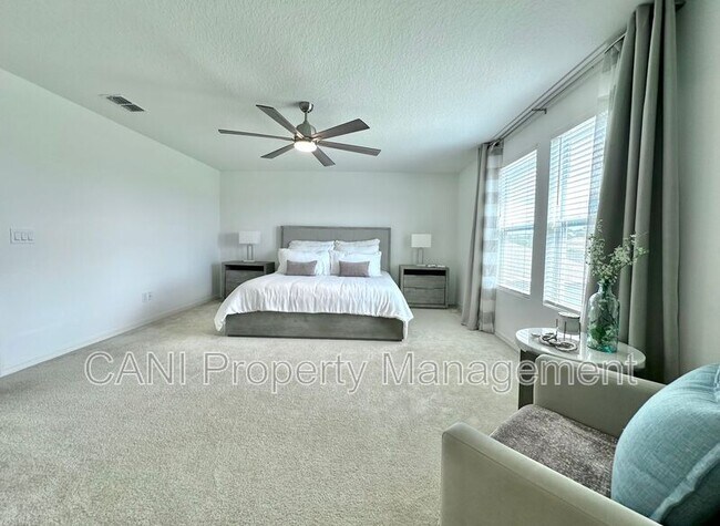 Building Photo - 17691 Passionflower Cir