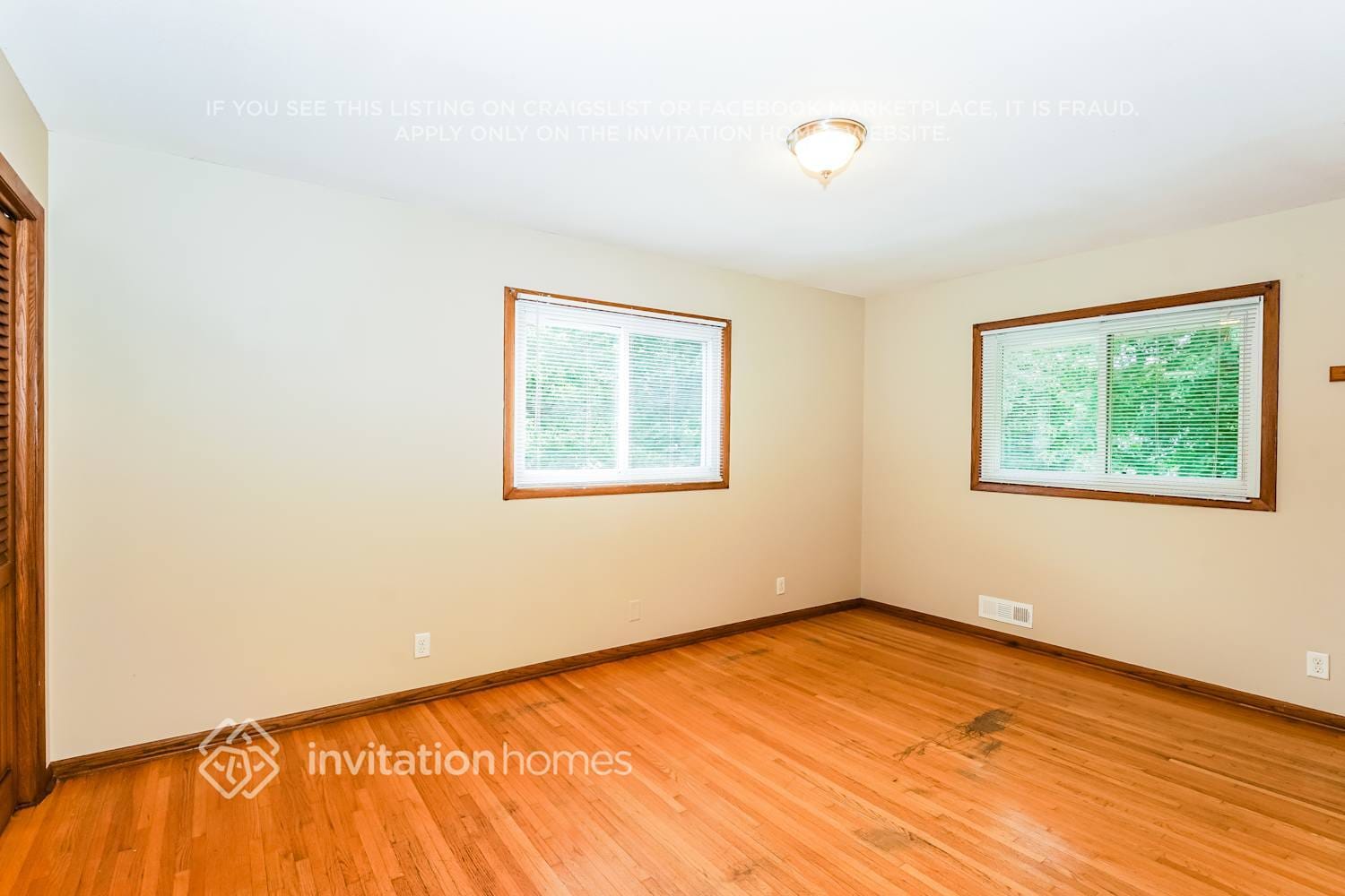 Building Photo - 5245 Triton Dr