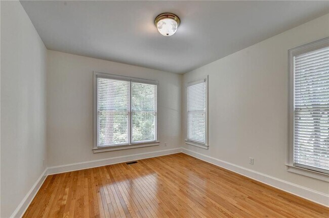 Building Photo - 10645 Honey Brook Cir