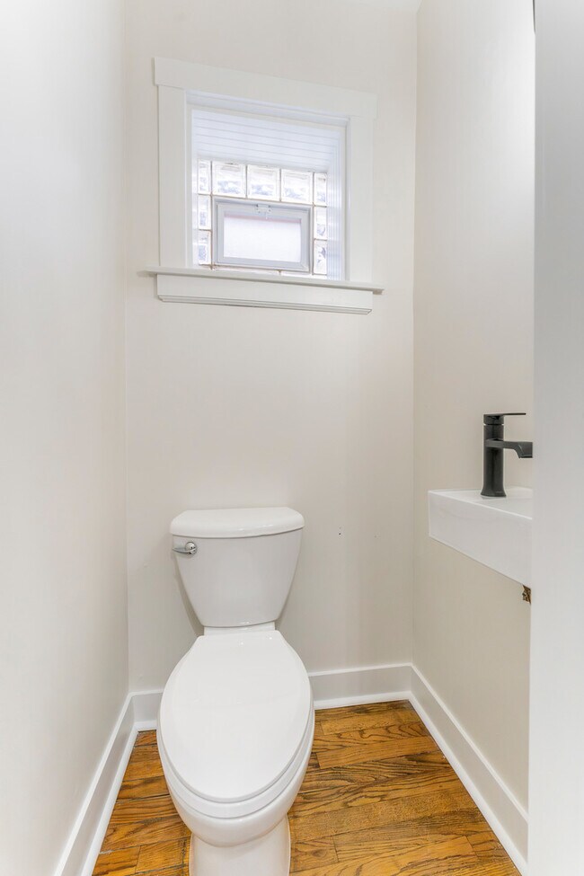 Building Photo - 1027 N Harlem Ave