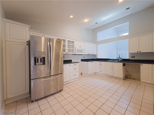 Building Photo - 607 Brookwood Pl