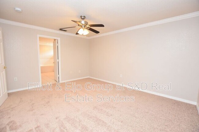Building Photo - 6233 Napa Dr