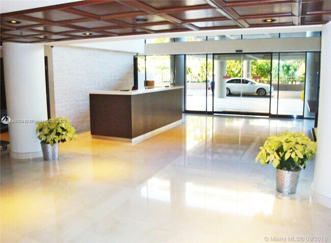 Building Photo - 201 Crandon Blvd