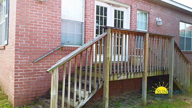 Building Photo - Spacious 3 bedroom home in Niceville!