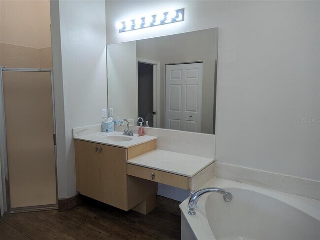 Building Photo - 4115 63rd Terrace E
