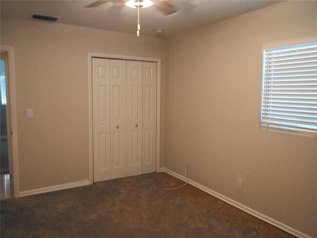Building Photo - 1536 Illinois Rd
