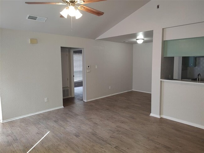 Building Photo - 7105 Treasure Cove