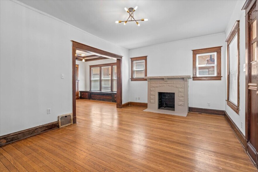 Building Photo - 3619 Benton Blvd